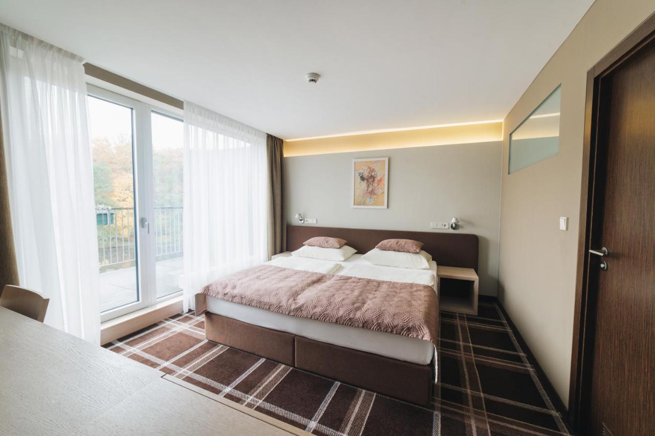 Hotel Split Kadaň Habitación foto